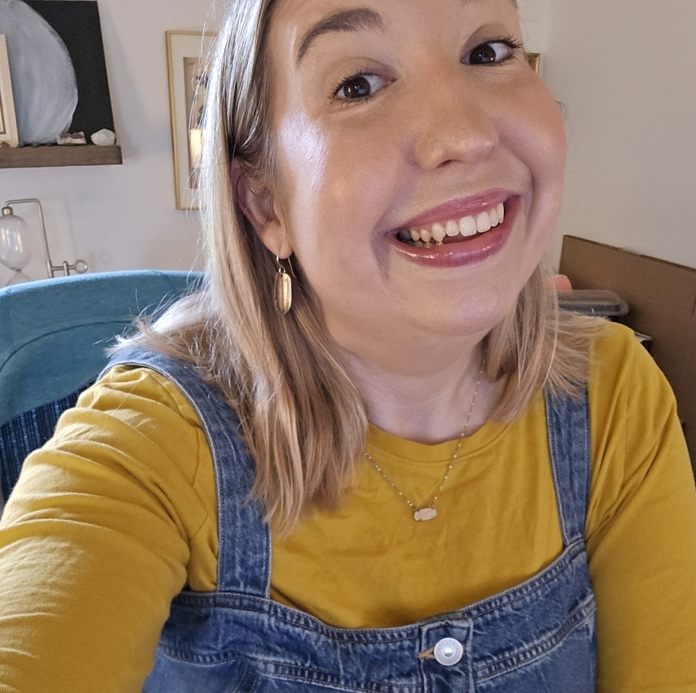 Meet your Posher, Kellie